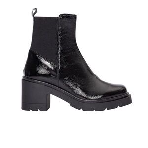 Ateliers Skylar pull on ankle boot in black patent leather women’s size 10